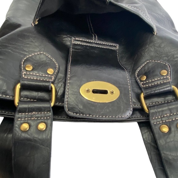 Black Shoulder Tote Bag - Picture 4 of 11